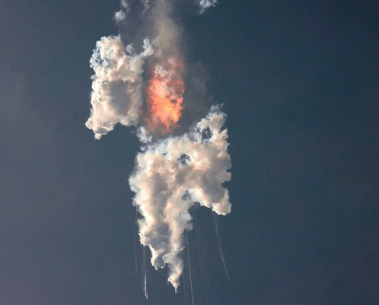 Know the Main Reasons Behind SpaceX Starship Explosion