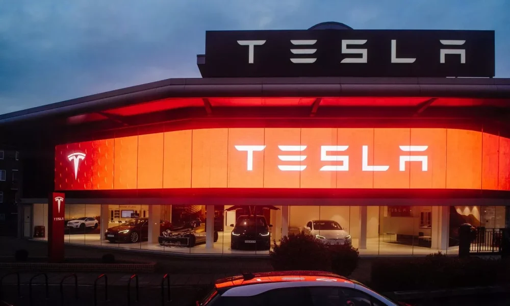 Tesla Shanghai Factory Workers Appeal for Elon Musk Bonus Cuts