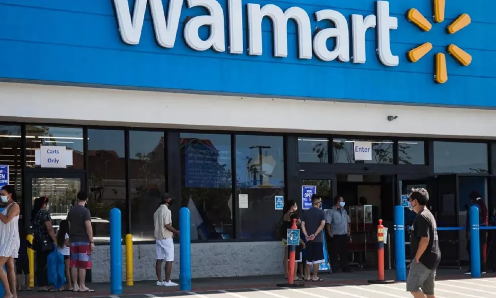 Walmart Shutting down 4 Chicago Stores due to losses